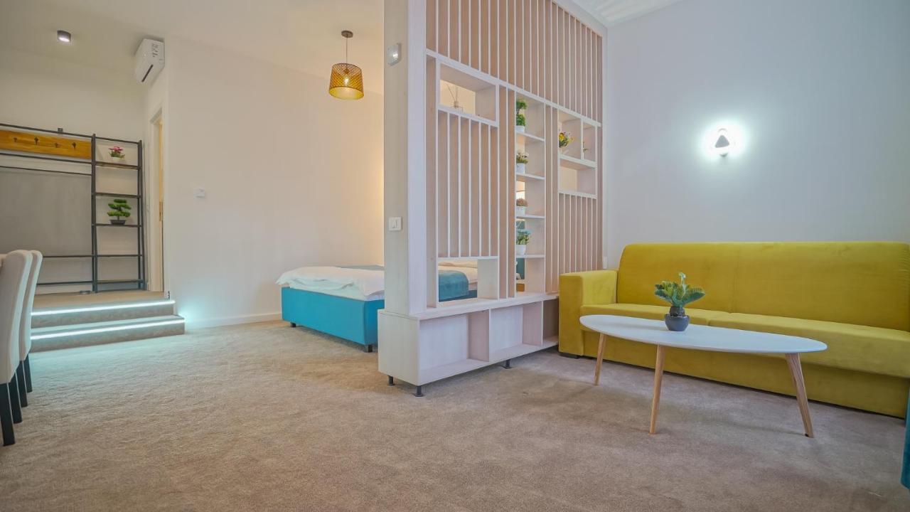 Zoom Rooms Brašov Exteriér fotografie